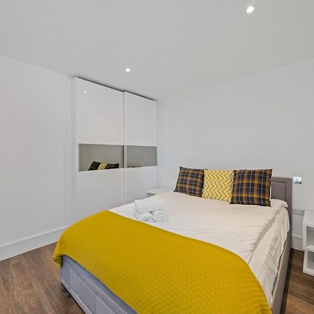 Riverside 1Br With Easy Transport 20Min To City Centre Londra Exterior foto