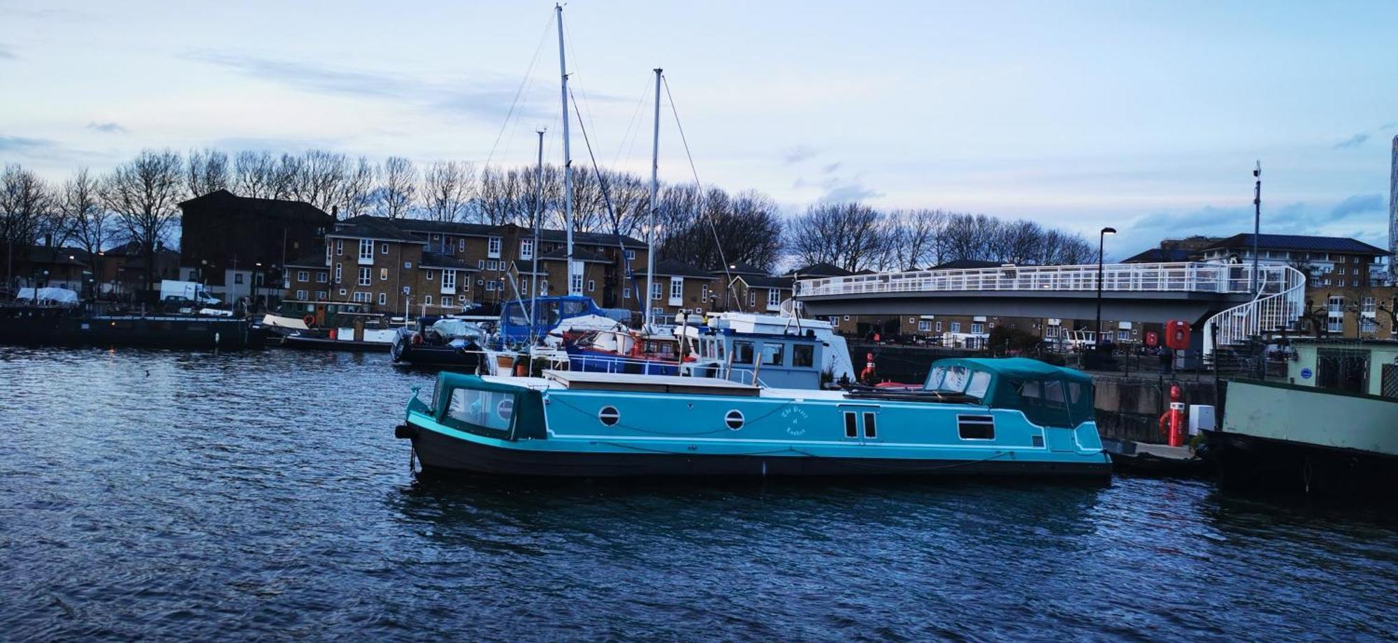 Riverside 1Br With Easy Transport 20Min To City Centre Londra Exterior foto