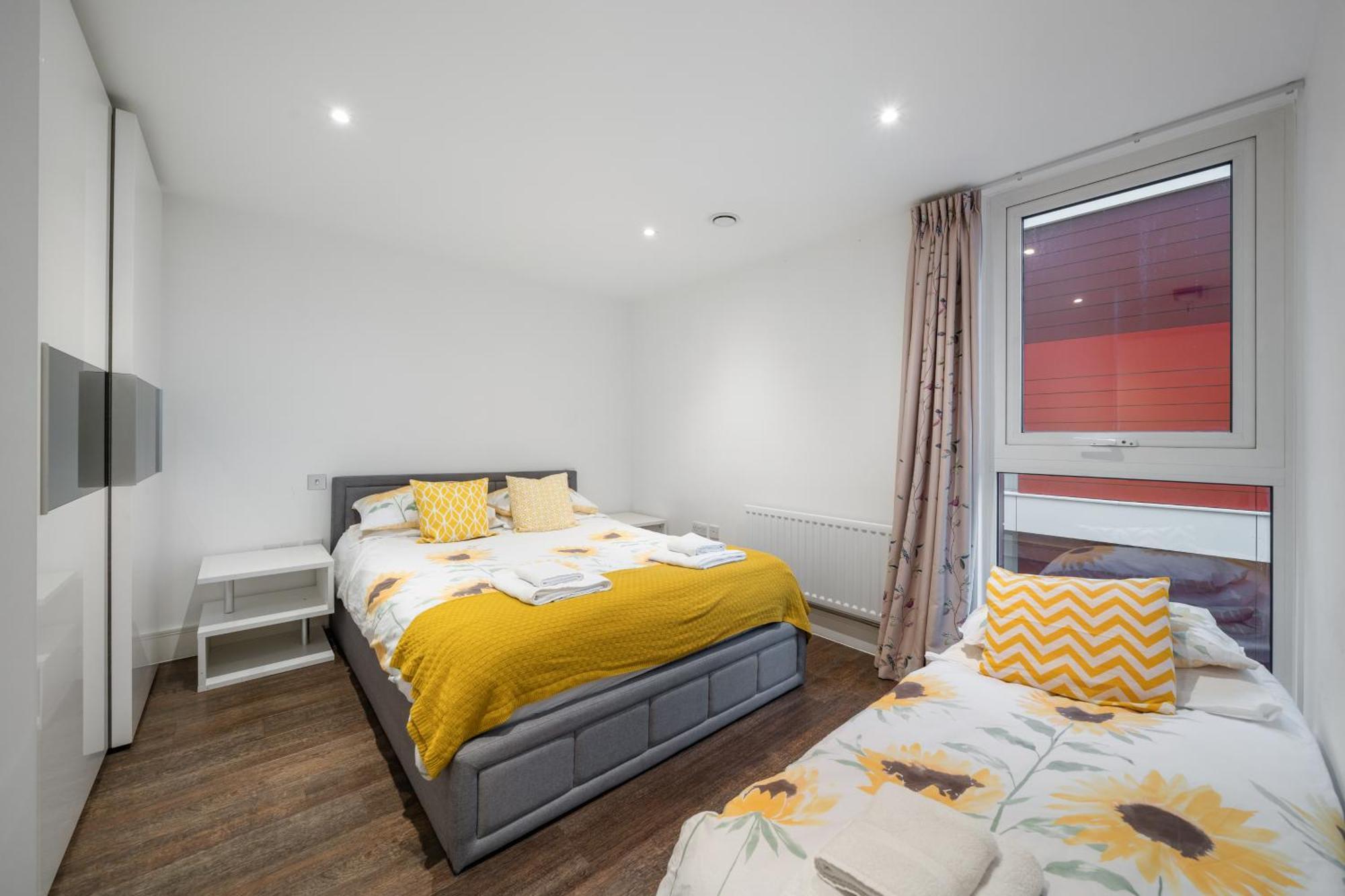 Riverside 1Br With Easy Transport 20Min To City Centre Londra Exterior foto