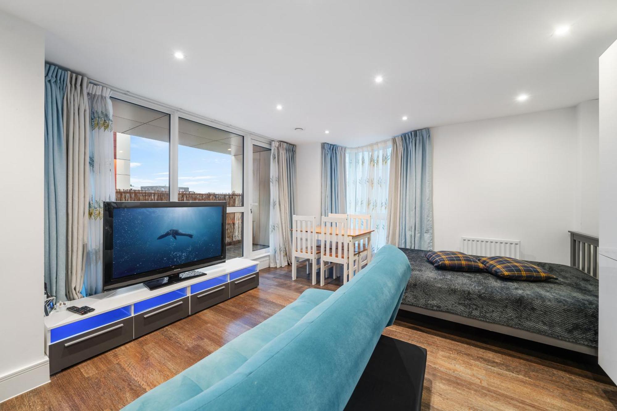 Riverside 1Br With Easy Transport 20Min To City Centre Londra Exterior foto